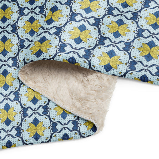 Scandinavian Christmas Poinsettia Sherpa Blanket – Blue & Gold Folk Floral Throw | Cozy Nordic Holiday Decor, Classy Winter Gift